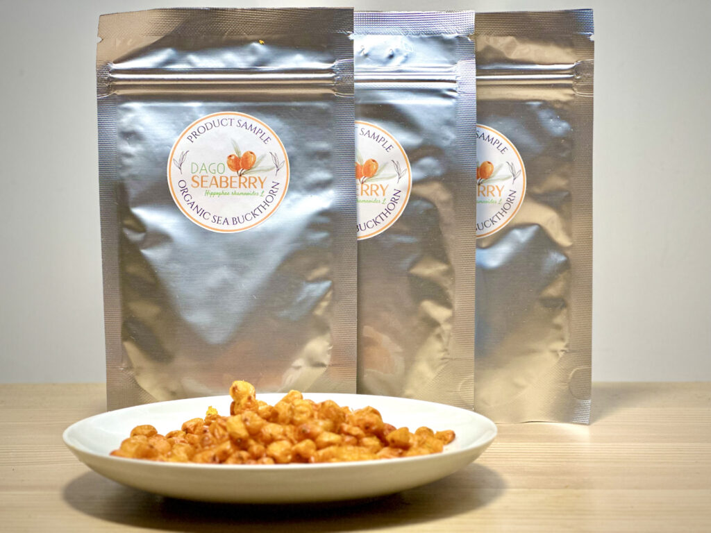 Freeze-dried sea buckthorn berries with Dago Seaberry sample packaging