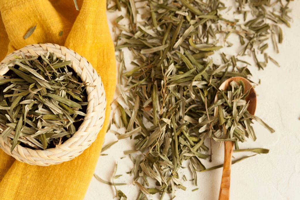 Dried sea buckthorn leaves Dried sea buckthorn leaves